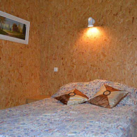 Chalet En Pleine Nature A Orsennes Avec Etang A Proximite, Ideal Pour 6 Personnes Et Animaux Admis - Fr-1-591-170 Kültér fotó